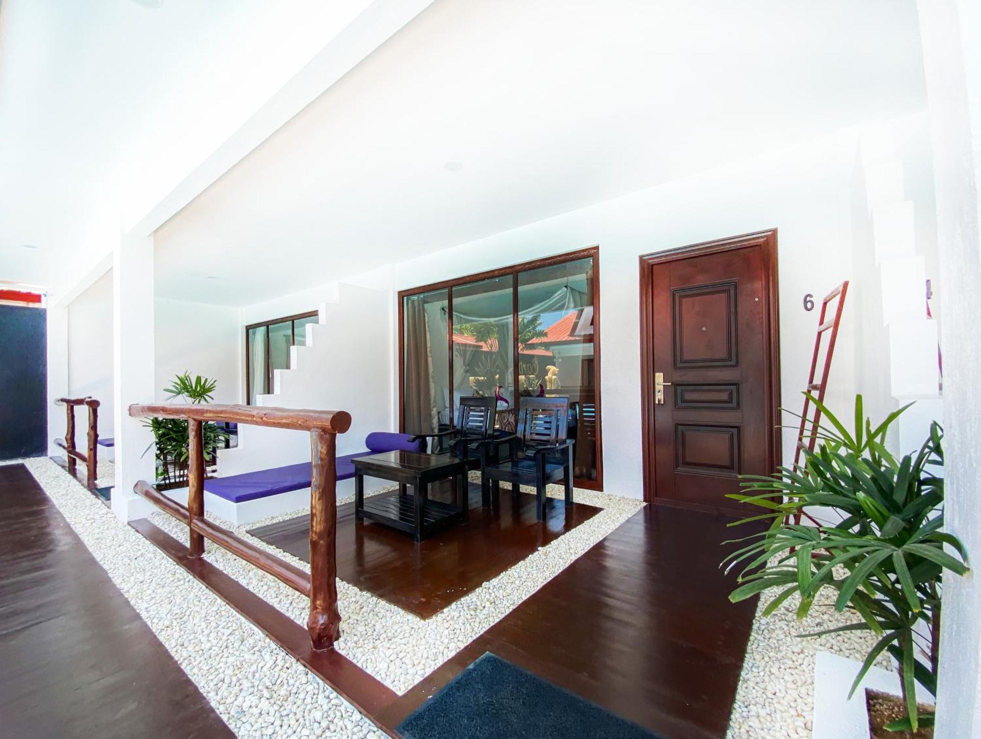 Carpe Diem & 4* Puerto Princesa
